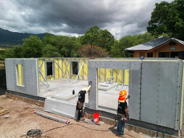 NABS steel-frame home under construction on Oʻahu